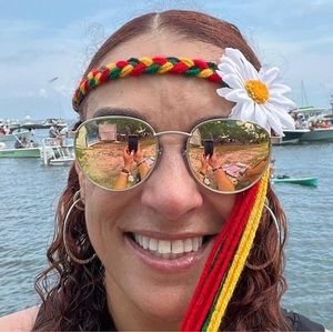 Meet your Posher, Cecilia